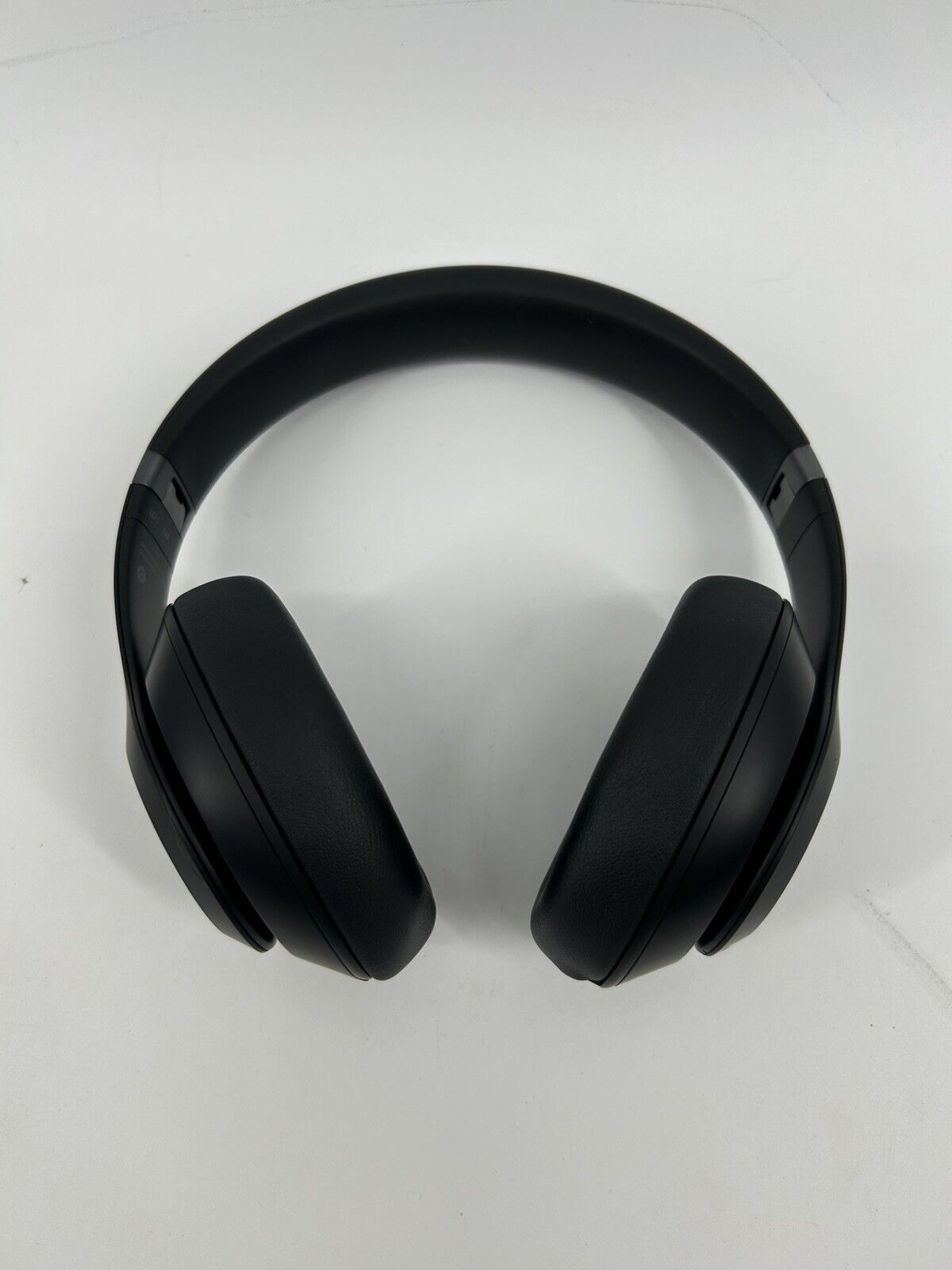 Beats by Dr. Dre Studio Pro Wireless Bluetooth Headphones - Black MQTP3LL/A