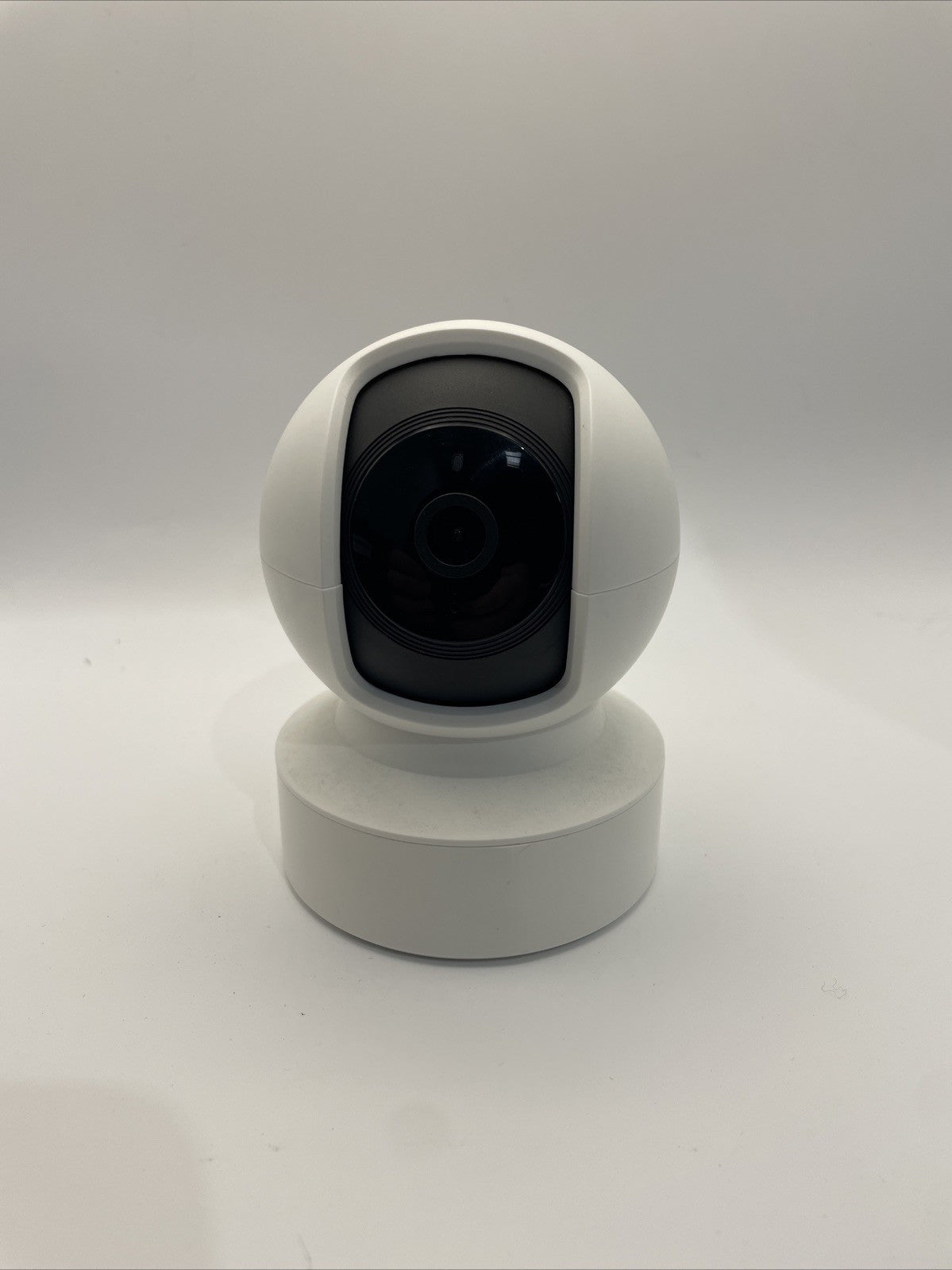 TP-Link Kasa Spot EC70 Indoor Security Camera