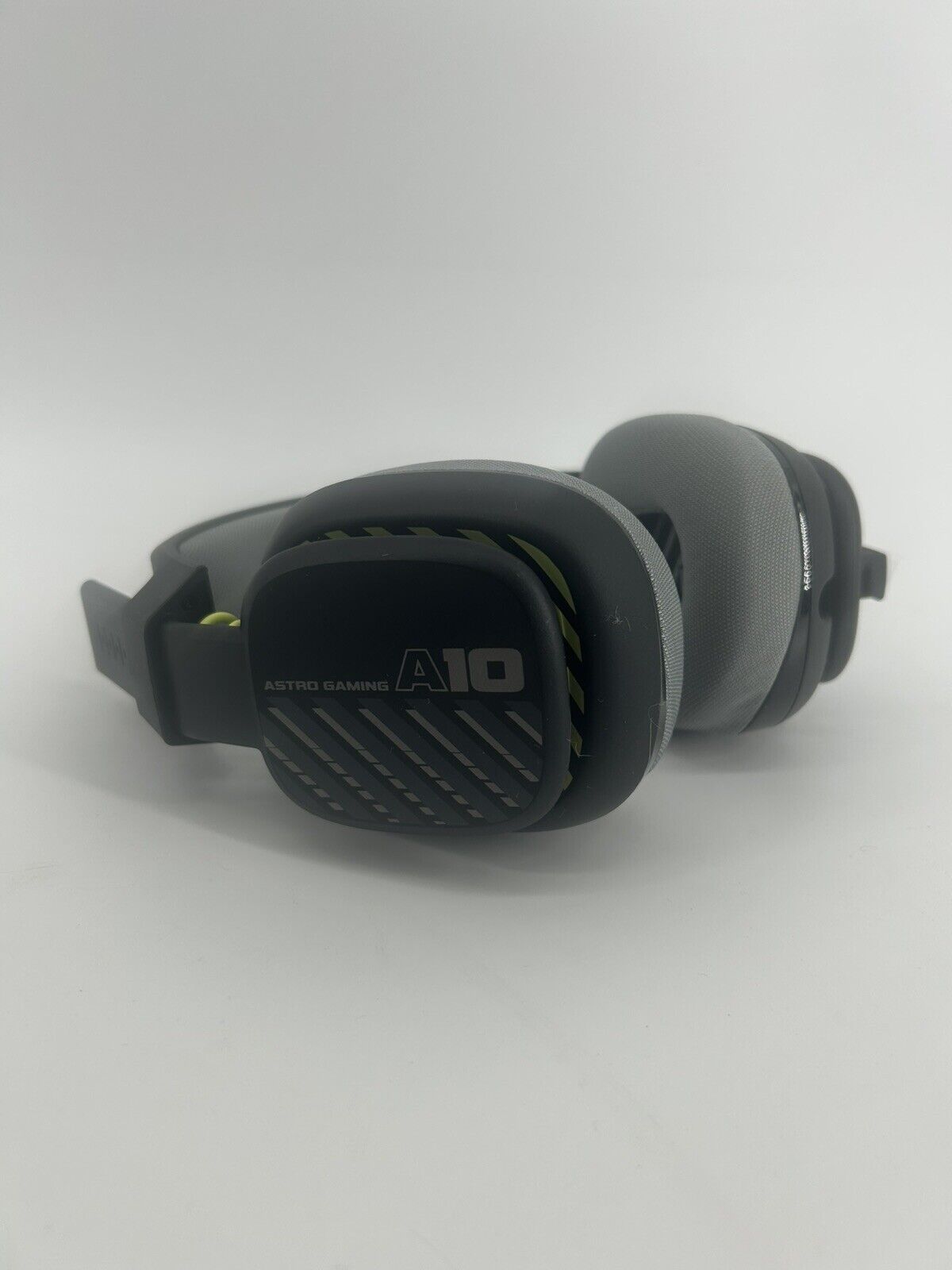 Astro A10 Ear-Cup Headsets - Black (939-002055)