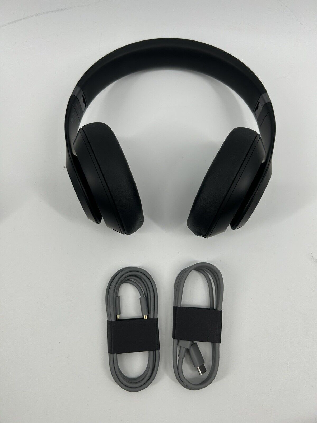 Beats by Dr. Dre Studio Pro Wireless Bluetooth Headphones - Black MQTP3LL/A