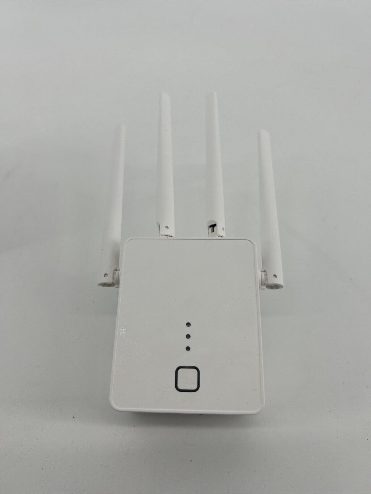 Wifi Extender Wifi Repeater Nonser $49.99 Retail Value 50% OFF